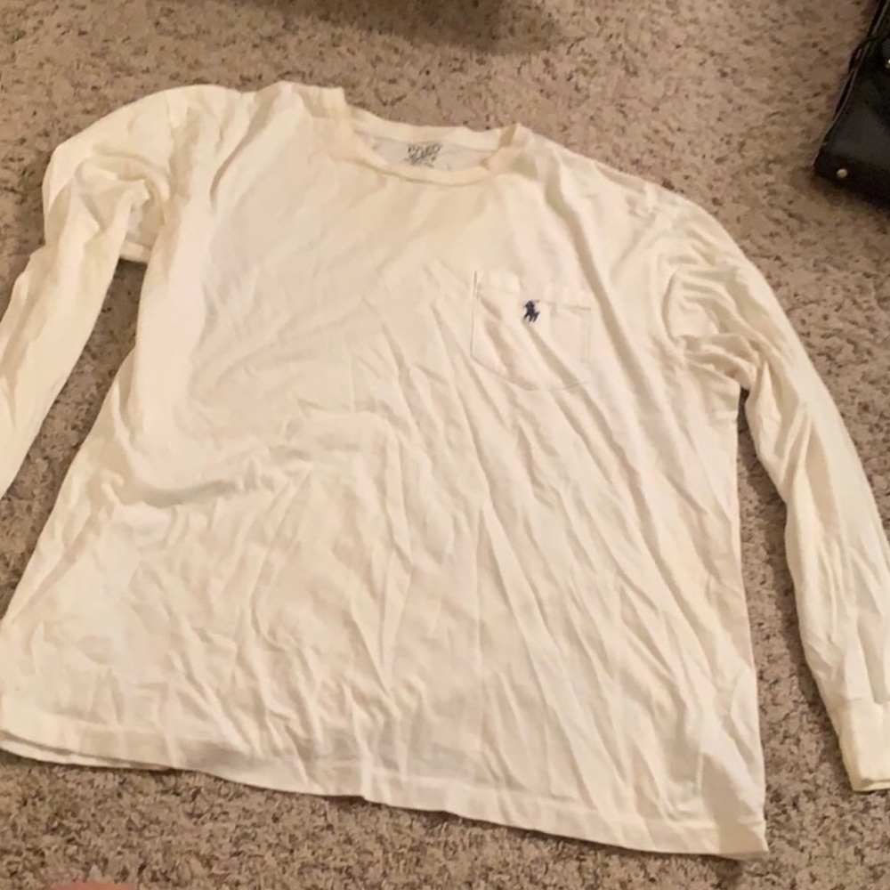Long sleeved pocket T-shirt